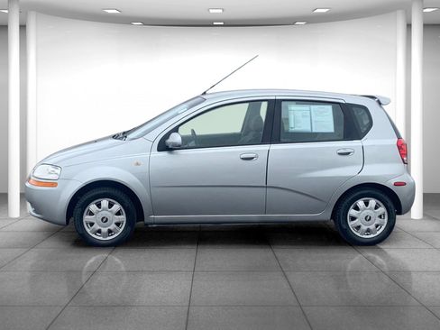 Used 2005 Chevrolet Aveo LS image 4