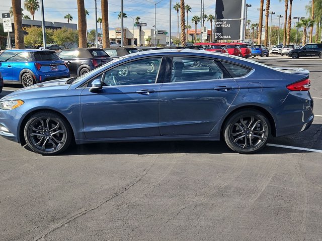 Used 2018 Ford Fusion SE w/ Equipment Group 201A FWD image 9