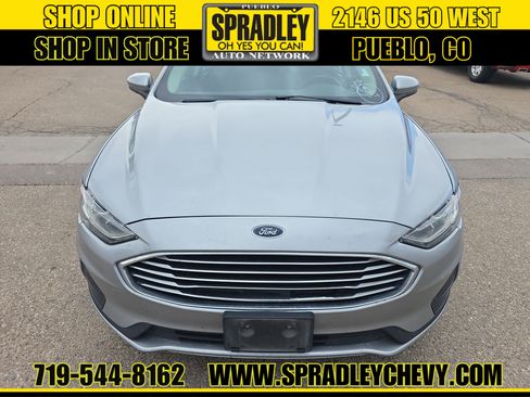 Used 2020 Ford Fusion SE AWD/4WD image 2