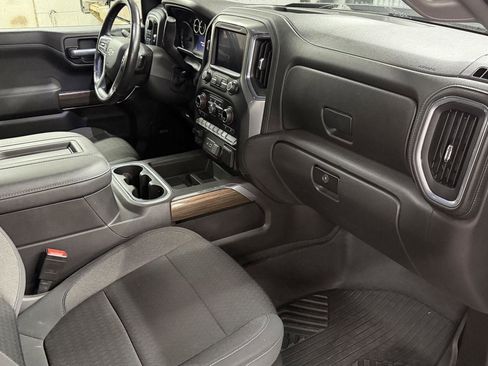 Used 2021 Chevrolet Silverado 1500 LT Trail Boss w/ Convenience Package II image 21