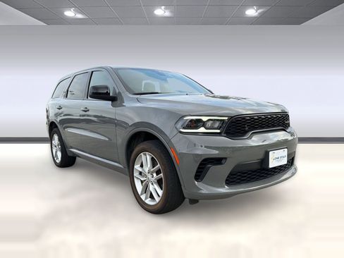 Used 2025 Dodge Durango GT AWD/4WD image 7