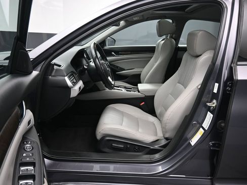 Used 2020 Honda Accord EX-L image 12