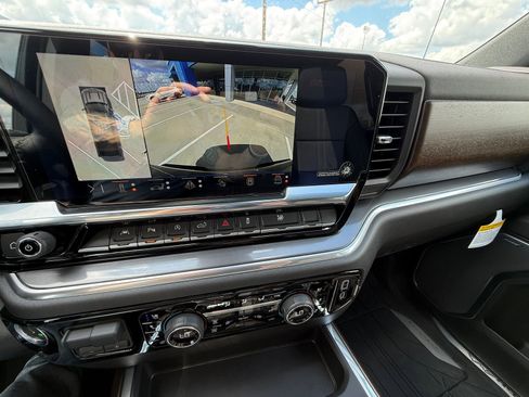 New 2026 Chevrolet Silverado 1500 High Country AWD/4WD image 20