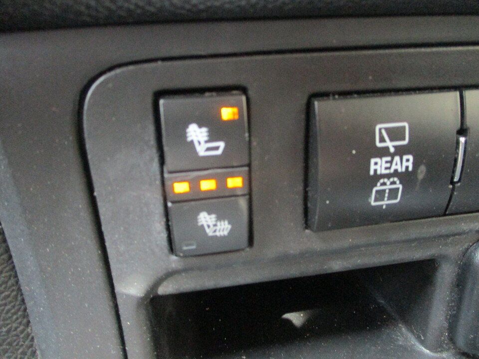 Used 2015 GMC Acadia SLE AWD/4WD image 31
