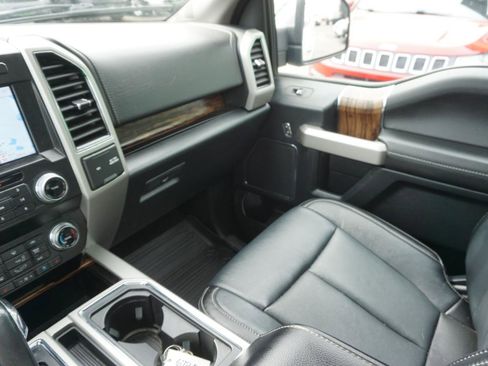 Used 2020 Ford F150 Lariat w/ Equipment Group 502A Luxury image 24