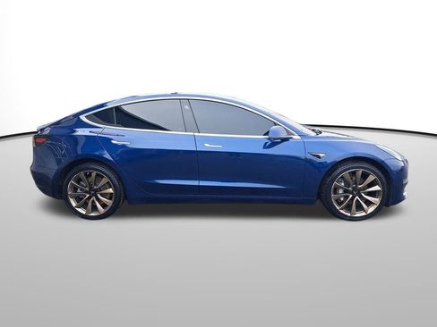 Used 2018 Tesla Model 3 Mid Range image 7