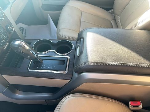 Used 2013 Ford F150 Lariat w/ Luxury Equipment Group image 20