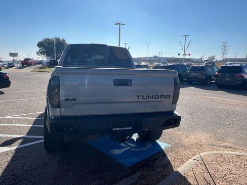 Used 2018 Toyota Tundra SR5 image 4
