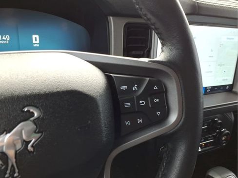Used 2025 Ford Bronco Outer Banks AWD/4WD image 20