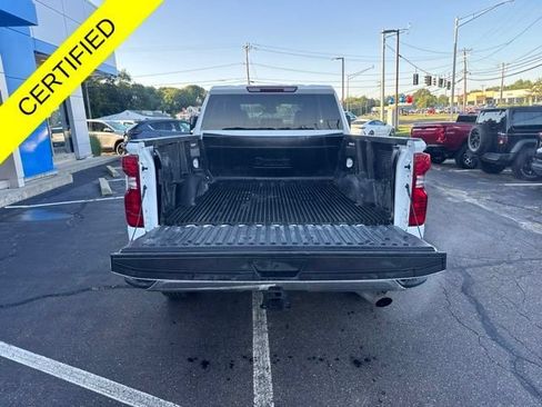Used 2025 Chevrolet Silverado 2500 LT w/ Convenience Package AWD/4WD image 8