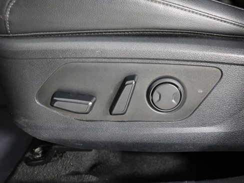 Used 2023 Kia Sportage SX FWD image 24