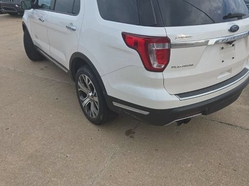 Used 2018 Ford Explorer Platinum AWD/4WD image 5