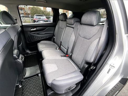 Used 2022 Hyundai Santa Fe SEL w/ Convenience Package image 24