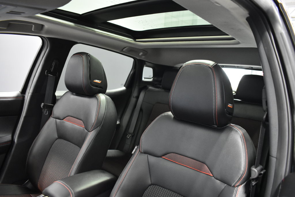 Certified 2026 Nissan Kicks SR w/ SR Premium Package FWD image 17