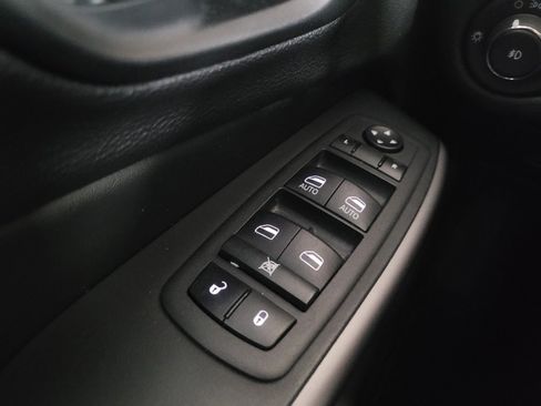 Used 2022 Jeep Cherokee Latitude Lux image 27