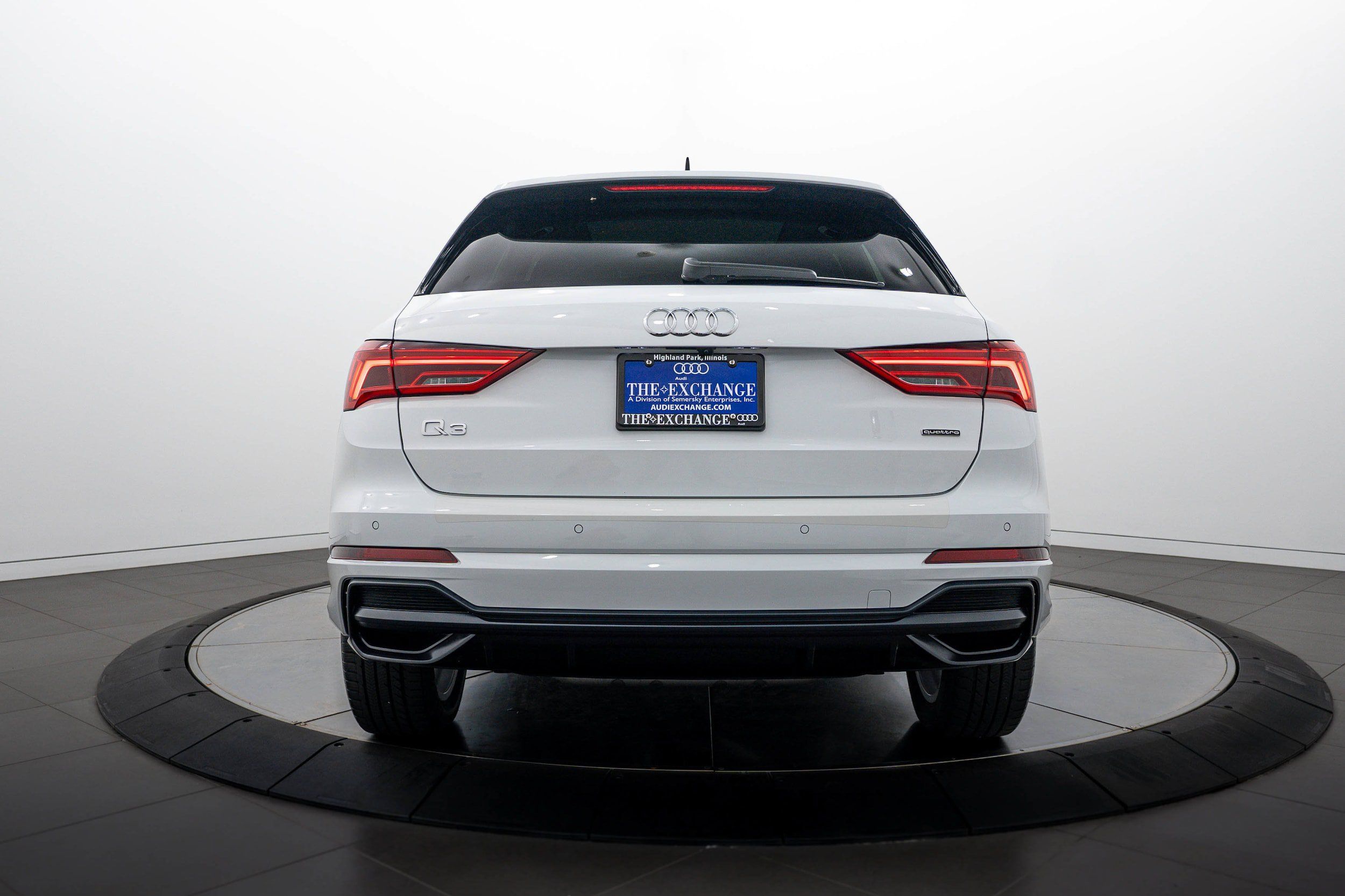 Used 2019 Audi Q3 2.0T Prestige AWD/4WD image 21