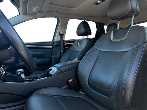 Used 2022 Hyundai Tucson SEL w/ Convenience + Premium Package image 9
