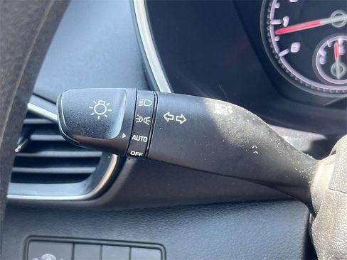 Used 2022 Hyundai Santa Fe SEL w/ Cargo Package image 24