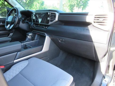 Used 2024 Toyota Tundra SR5 w/ SR5 Convenience Package AWD/4WD image 11