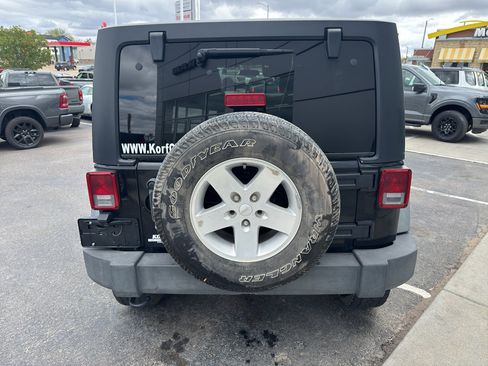 Used 2011 Jeep Wrangler Unlimited Sport AWD/4WD image 4