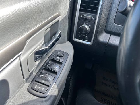 Used 2018 RAM 1500 Lone Star image 17