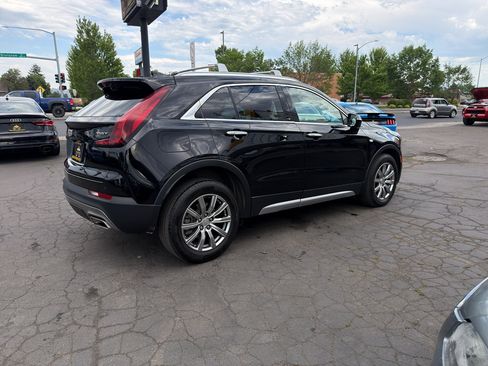Used 2021 Cadillac XT4 Premium Luxury w/ Driver Assist Package AWD/4WD image 8