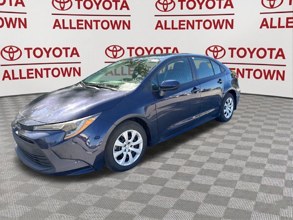 Used 2024 Toyota Corolla LE FWD image 14