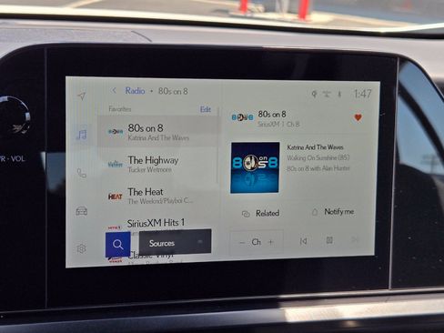Used 2025 Lexus UX 300h FWD image 18