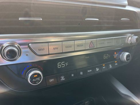 Used 2022 Kia Telluride LX AWD/4WD image 28
