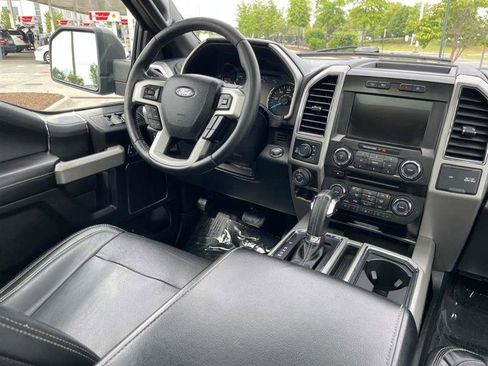 Used 2017 Ford F150 Lariat AWD/4WD image 10