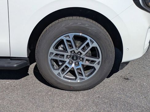 New 2025 Ford Expedition Max Active image 11