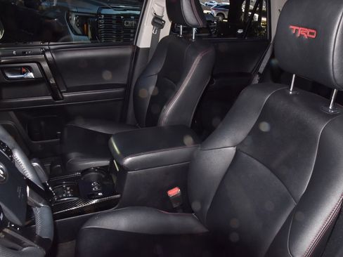 Used 2020 Toyota 4Runner Venture image 34