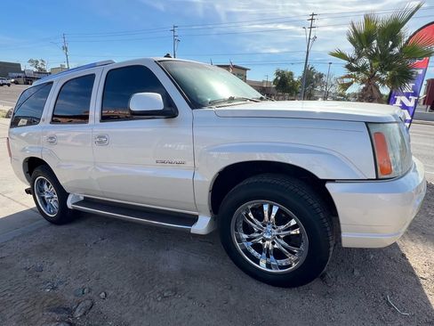 Used 2003 Cadillac Escalade AWD image 5
