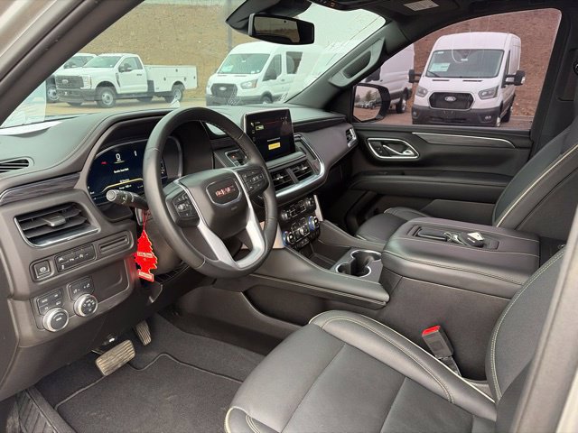 Used 2023 GMC Yukon SLT AWD/4WD image 15