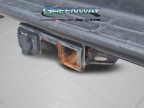 Used 2017 Chevrolet Express 2500 RWD image 30