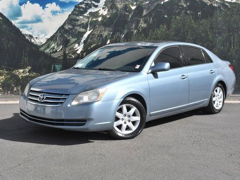 Used 2005 Toyota Avalon XL image 6