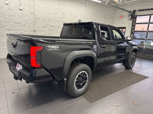 New 2026 Toyota Tacoma TRD Off-Road image 8
