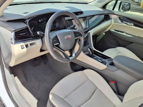 Certified 2023 Cadillac XT6 Premium Luxury image 19