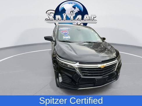 Used 2024 Chevrolet Equinox LT image 2