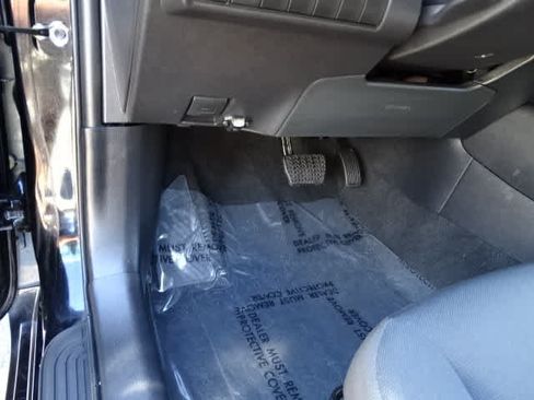 Used 2025 Toyota Corolla LE FWD image 16