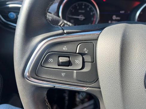 Used 2021 Buick Encore GX Select w/ Sport Touring Package FWD image 23