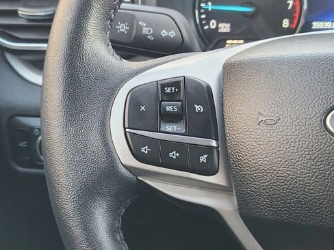 Used 2024 Ford Explorer XLT w/ Equipment Group 202A image 28