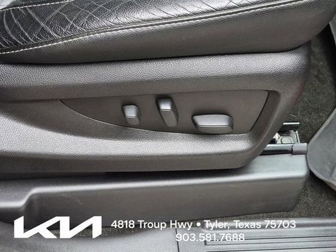 Used 2018 GMC Sierra 1500 SLT w/ Texas SLT Premium Package AWD/4WD image 15
