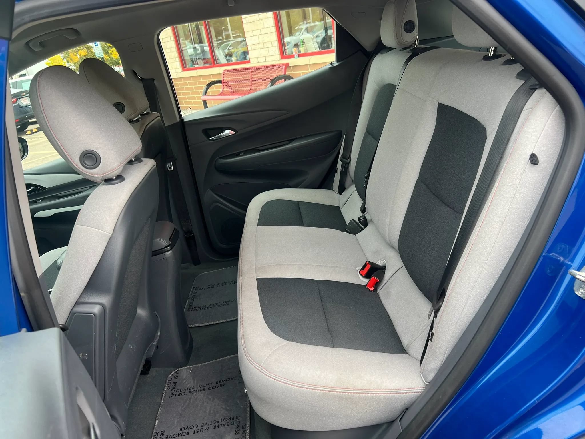 Used 2021 Chevrolet Bolt LT FWD image 9