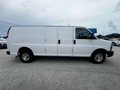 Used 2021 Chevrolet Express 2500 Extended w/ Driver Convenience Package RWD image 7