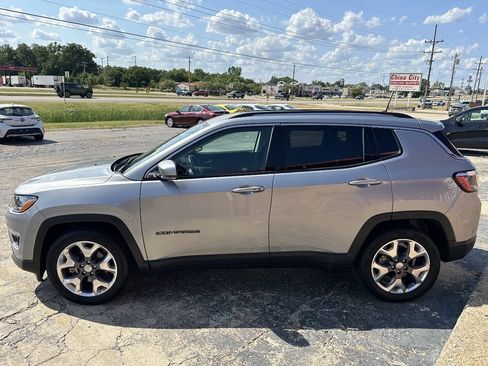 Used 2021 Jeep Compass Limited FWD image 5