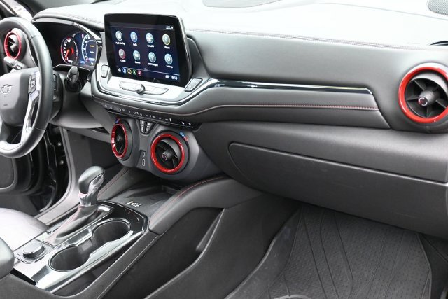 Used 2024 Chevrolet Blazer RS w/ Driver Confidence II Package FWD image 33