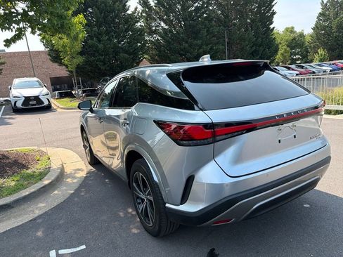 Used 2023 Lexus RX 350 Premium w/ Accessory Package AWD/4WD image 15