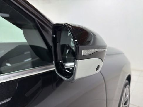 Used 2025 BMW X3 xDrive30i w/ Premium Package image 26