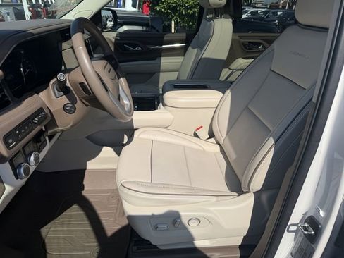Used 2021 GMC Yukon Denali w/ Denali Premium Package RWD image 23